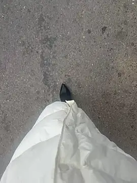 xiaoyuan01 online show from 12.04.25