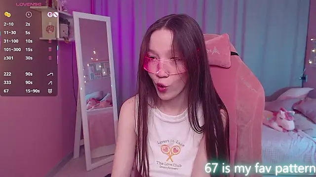 Shriya Sarann online show from 03.13.26