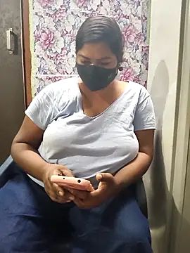 Liyaa 24 online show from 03.22.26