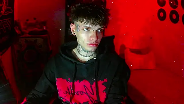 Snapshot of prince_x_dark chatting on 09.10.25 prince x dark online show from 09.10.25