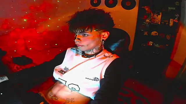 Snapshot of prince_x_dark chatting on 10.16.25 prince x dark online show from 10.16.25