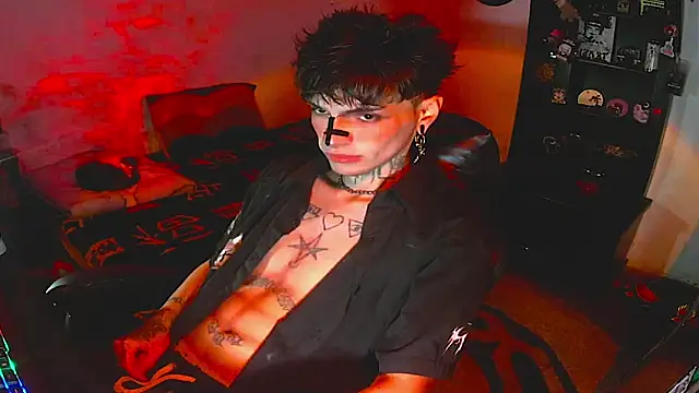 Snapshot of prince_x_dark chatting on 10.19.25 prince x dark online show from 10.19.25