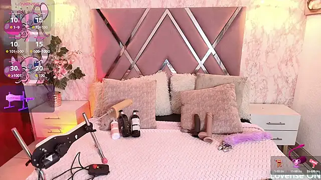 Snapshot of Dolce_pearl chatting on 10.08.25 Dolce pearl online show from 10.08.25