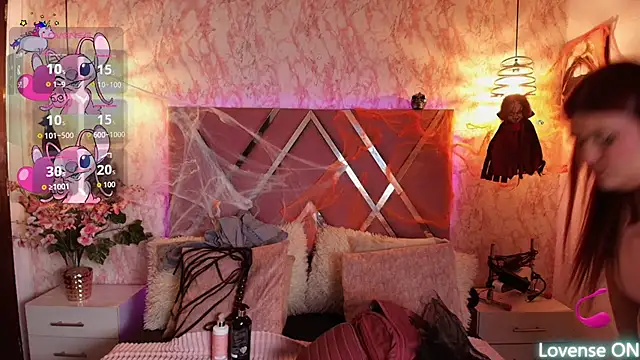 Snapshot of Dolce_pearl chatting on 10.30.25 Dolce pearl online show from 10.30.25