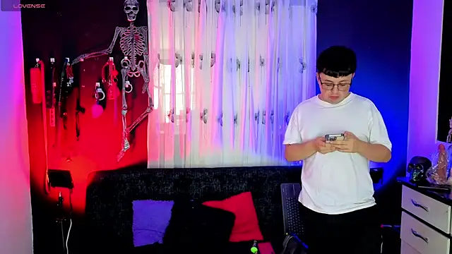 Cleo Ace online show from 05.20.26