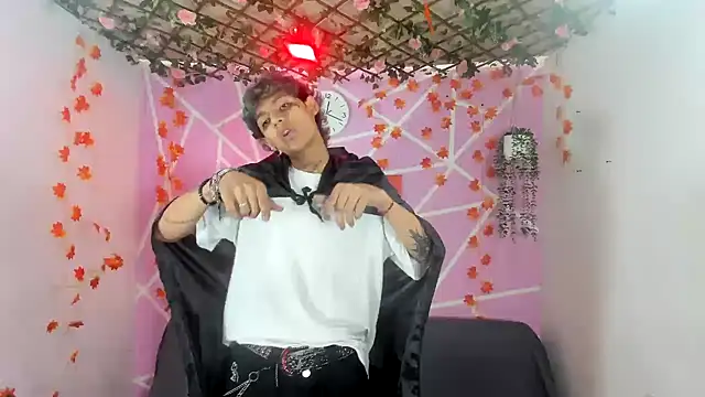 Bastian boyshot77 online show from 10.23.25