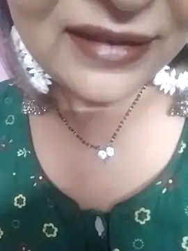 Roshini Sharma online show from 09.15.25