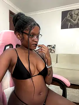 Lil-shawrie online show from 10.20.25