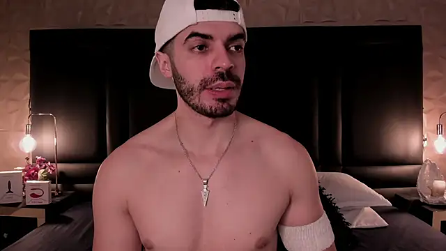 AxelThompson  online show from 11.12.25