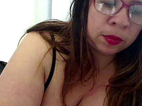 Snapshot of luciana69hot chatting on 02.19.25 luciana69hot online show from 02.19.25