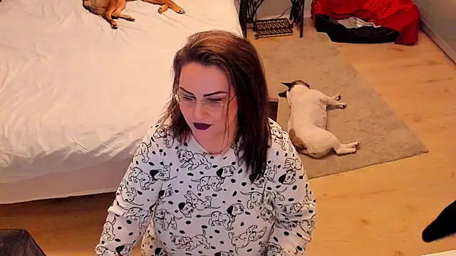 Squirt Kimm online show from 11.14.25