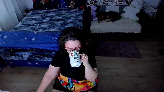 Squirt Kimm online show from 11.29.25