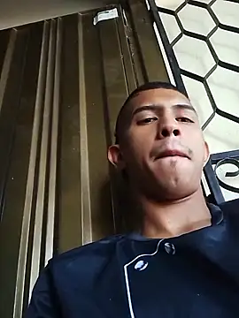 Snapshot of tu_flaco_rico chatting on 10.11.25 tu flaco rico online show from 10.11.25