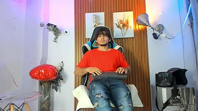 Jhossua  online show from 09.19.25