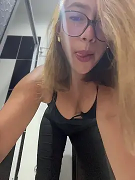 sara calderon online show from 12.02.25