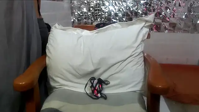 rose-crystal online show from 11.02.25