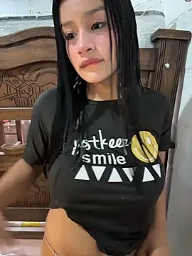 Snapshot of indialatin chatting on 02.26.26 indialatin online show from 02.26.26