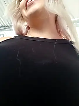 Snapshot of Belinda-Naughty chatting on 10.07.25 Belinda-Naughty online show from 10.07.25