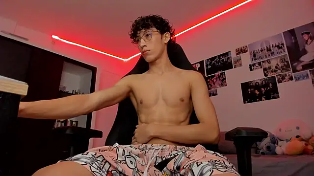 velvet skyn online show from 10.21.25