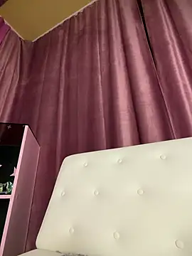 Dari Toy  online show from 06.23.26