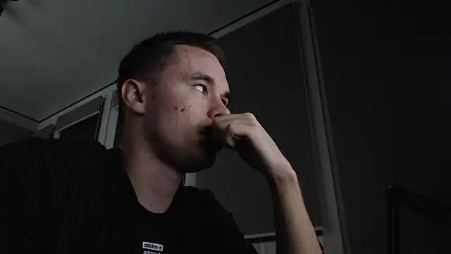 FreddyBredi online show from 10.30.25