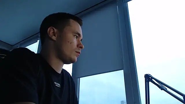 FreddyBredi online show from 11.10.25