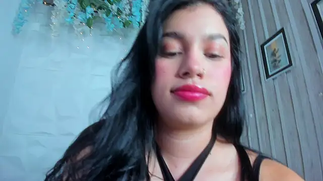 zarahcoxx online show from 09.12.25