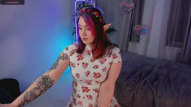 lunaalli online show from 02.10.26