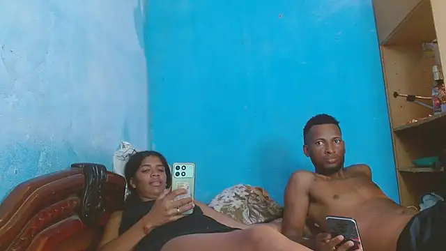 Snapshot of sexogran chatting on 10.23.25 sexogran online show from 10.23.25