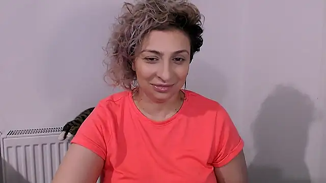 Snapshot of AAARUNY chatting on 02.01.26 AAARUNY online show from 02.01.26