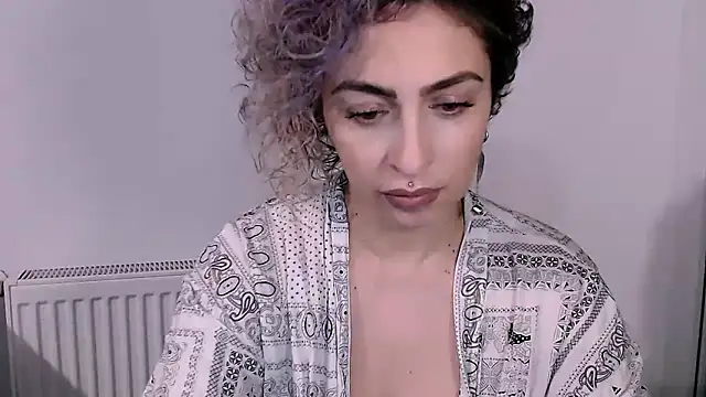 Snapshot of AAARUNY chatting on 02.23.26 AAARUNY online show from 02.23.26