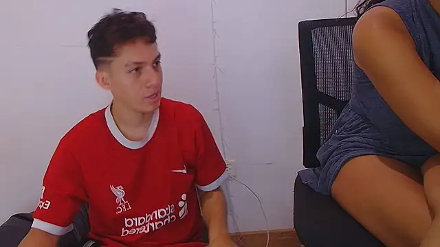 Aria Arthur online show from 09.11.25