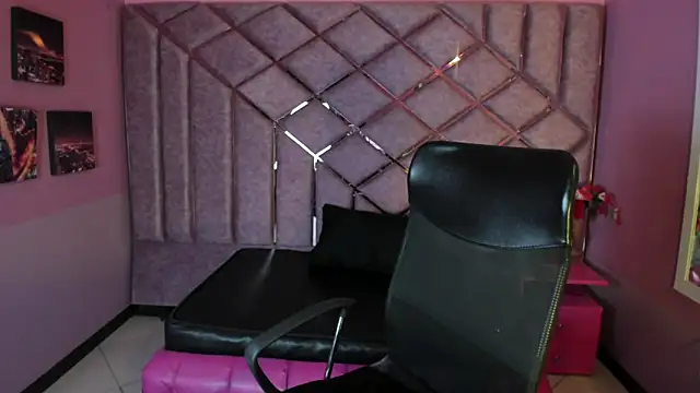 Pamela Squirtt online show from 04.02.26