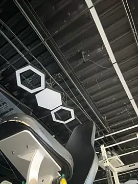 Snapshot of Ninazhang chatting on 10.19.25 Ninazhang online show from 10.19.25