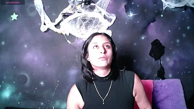 CristaldelLeon s online show from 09.29.25