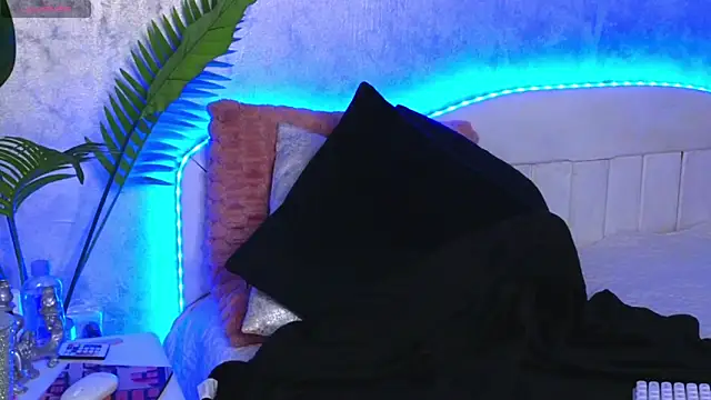 Aelorya online show from 10.24.25