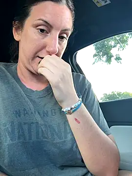 sweetsirenn online show from 09.25.25