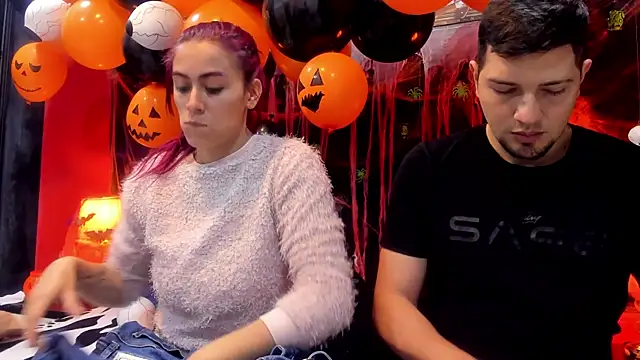 Isa Anderson09 online show from 10.21.25