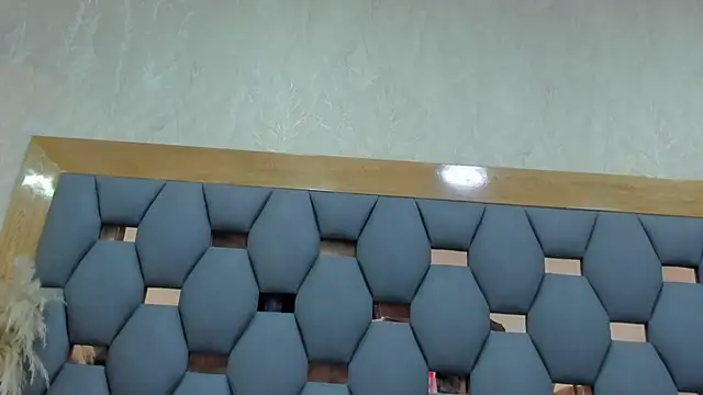 juliette pretty  online show from 12.05.25