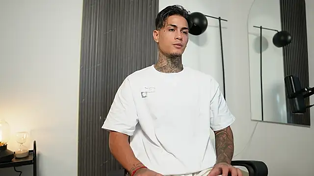 AxelVilla  online show from 09.30.25