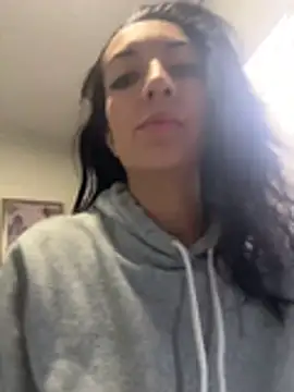 Snapshot of SALOME_KORLAND chatting on 10.15.25 SALOME KORLAND online show from 10.15.25