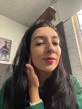 Snapshot of SALOME_KORLAND chatting on 10.17.25 SALOME KORLAND online show from 10.17.25