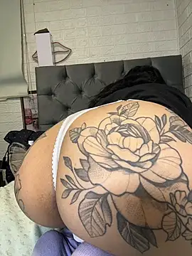 SALOME KORLAND online show from 11.15.25