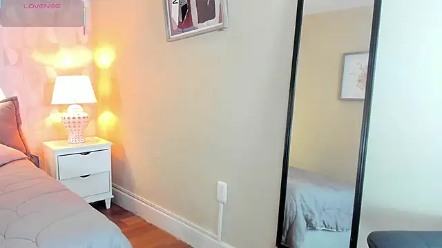 isabella milf  online show from 09.17.25