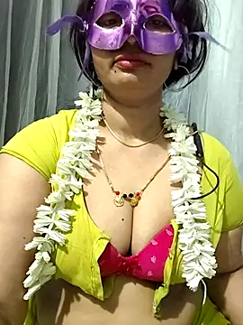Snapshot of sesiteluguammayi chatting on 05.13.26 sesiteluguammayi online show from 05.13.26