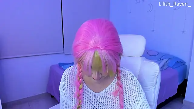 Lilith Raven  online show from 10.17.25