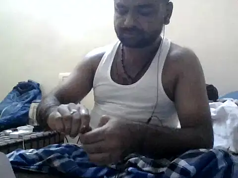 Snapshot of sree4143 chatting on 09.10.25 sree4143 online show from 09.10.25