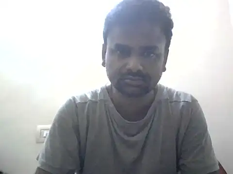 Snapshot of sree4143 chatting on 10.13.25 sree4143 online show from 10.13.25