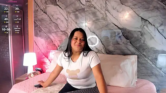 cutestrawberryy online show from 09.15.25