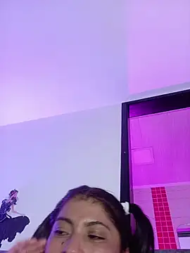 Fox Roxxan online show from 02.03.26